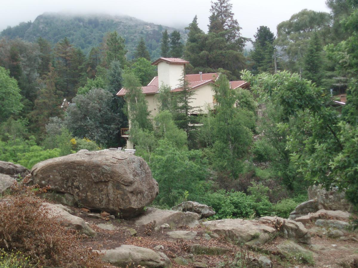 Villa Del Fiume Ла Кумбресита Екстериор снимка