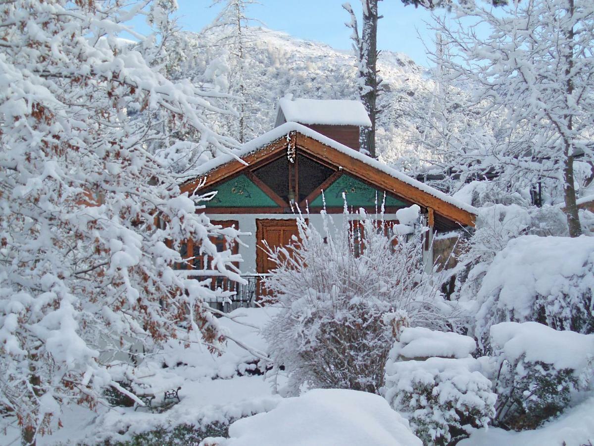 Villa Del Fiume Ла Кумбресита Екстериор снимка